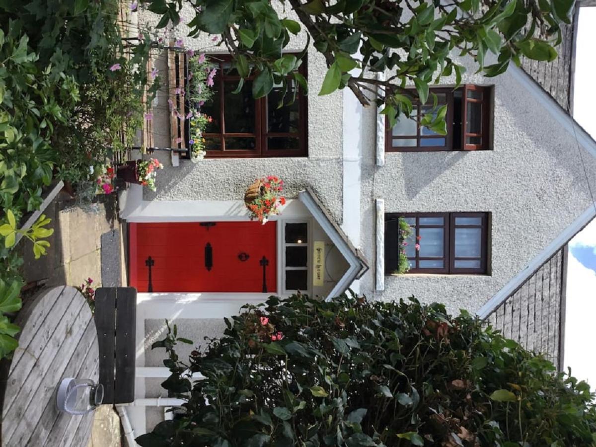 Onney House Villa Крикоуел Екстериор снимка